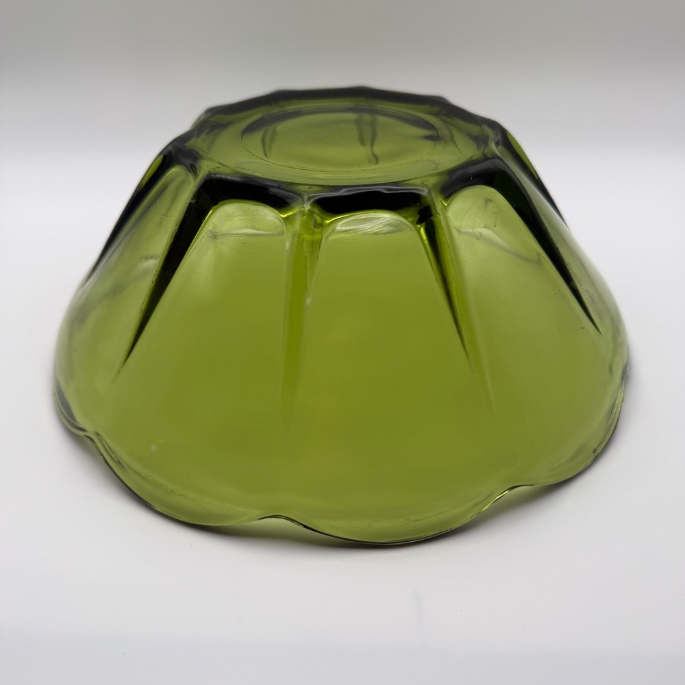 Anchor Hocking Swedish Modern Dessert Bowl 8" Avocado Green Vintage - Picture 5 of 7